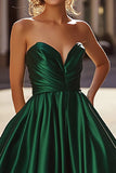 Raso verde scuro una linea Sweetheart lungo abito da ballo