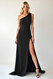 Elegante abito da ballo monospalla nero in chiffon con fessura