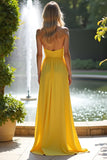Giallo increspato Sweetheart una linea di chiffon abito da damigella d'onore