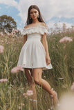 Abito corto da laurea in cotone bianco con spalline bianche