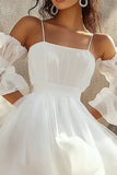 Bianco Chiffon Spaghetti senza spalline A Line Abito corto di laurea