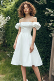 elegante A-Line Off the Shoulder Puff Sleeves al ginocchio Little White Graduation Dress
