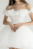 Bianco A Line Tulle Off the Shoulder Abito corto di laurea con applicazioni