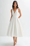 Bianco senza maniche A Line Matte Satin Long Graduation Dress