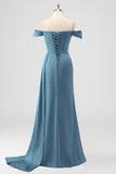 Dusty Blue Mermaid Off the Spalla Satin Abito da damigella d'onore lungo con fessura
