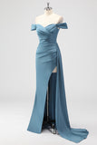 Dusty Blue Mermaid Off the Spalla Satin Abito da damigella d'onore lungo con fessura