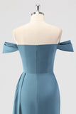 Dusty Blue Mermaid Off the Spalla Satin Abito da damigella d'onore lungo con fessura