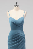 Dusty Blue Spaghetti Straps Mermaid Satin Abito da damigella d'onore lungo con fessura