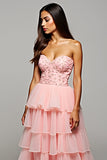 Blush Tiered Tulle senza spalline A Line Abito da Cerimonia