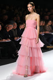 Rosa senza spalline Tiered A Line Gala Dress con fessura
