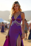 Viola scuro Spaghetti Straps nappe lungo abito da sposa ospite con fessura