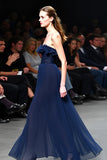 Navy Tulle senza spalline A-Line abito da sposa lungo con volant