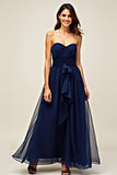Navy Tulle Sweetheart A-Line abito da sposa lungo con volant