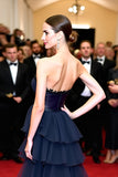 Abito da gala lungo con volant blu navy A Line