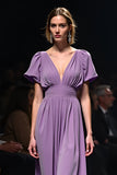 Viola con scollo a V A-Line increspato abito da sposa lungo ospite