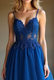 Una linea blu scuro Spaghetti Straps Sweetheart lungo Abito da Cerimonia