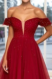Scintillante Borgogna Ball Gown Off la spalla Tulle lungo Abito da Cerimonia con perline