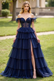 Navy A Line Off the Spalla Tiered Abito da ballo lungo con fessura