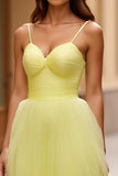 Tulle A Line Yellow Spaghetti Straps Abito da ballo a pieghe