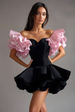 Una linea di volant Off The Shoulder Abito corto Black Tie