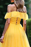 Giallo A Line Off La Spalla Ruffled Abito Da Ballo Lungo Con Fessura