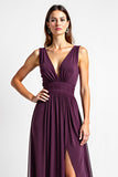 Abito da damigella d'onore lungo viola in chiffon con spacco