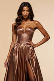 Marrone A-Line senza spalline corsetto senza spalline lungo Abito da Cerimonia con fessura