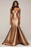 Sirena d'oro Spaghetti Straps increspato raso lungo Abito da Cerimonia con fessura