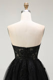 Nero A Line Sweetheart Appliqued Sheer Corsetto Corsetto Abito da ritorno a casa corto