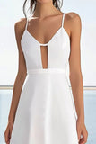 Bianco Keyhole Spaghetti Straps Abito di laurea con pizzo