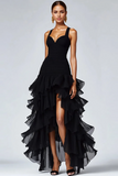 Abito formale high-low high-low in organza nera con fessura a volant