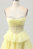Giallo A-Line senza spalline corsetto a più livelli Abito da Cocktail con perline