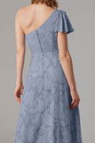 Dusty Blue A-Line una spalla abito da damigella d'onore con fessura