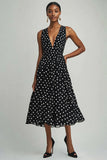 Abito a linee in chiffon con scollo a V bianco nero a pois