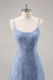 Dusty Blue Lace Spaghetti Straps Una linea abito da damigella d'onore lungo con fessura