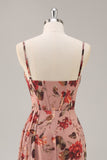 Dusty Rose increspato corsetto floreale lungo abito da damigella d'onore con fessura