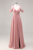 Dusty Rose Cold Shoulder Chiffon Increspato Abito da damigella d'onore lungo con fessura