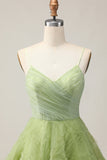 Una linea di spaghetti straps verde increspato Abiti Da Cocktail con schiena aperta