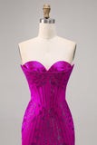 Abito da cocktail con perline fucsia senza spalline