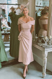 Blush Pink Off La Spalla Guaina Raso Madre Del Vestito Da Sposa