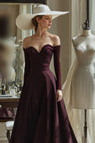 Cabernet A Line Satin Off the Spalla Maniche Lunghe Abito Da Sposa Madre Della Sposa