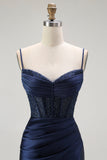 Sirena rossa Spaghetti Straps Corsetto Abito da ballo lungo a pieghe con fessura