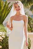 Abito da sposa bianchino senza spalline in raso bianco con cerniera posteriore
