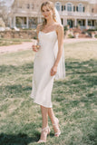 Abito da sposa a spalline bianche con spalline