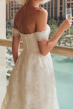 Abito da sposa A Linea Bianca di Pizzo