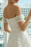 Pizzo Avorio Abito da Sposa con una linea a spalla