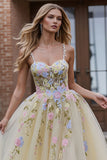 Abito da cerimonia allo lungo da ballo in tulle ricamato giallo chiaro a linea A