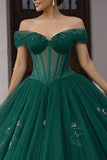 Abito da ballo verde scuro con corsetto con applique, scoperta sulle spalle e abito quinceañera