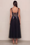 Abito midi nero in tulle appliquedato scollo quadrato