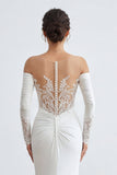 Abito da sposa lungo arricciata in stile sirena color avorio con applicazioni